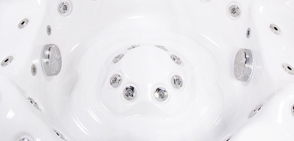 Wellis® Mont Blanc Hot Tub
