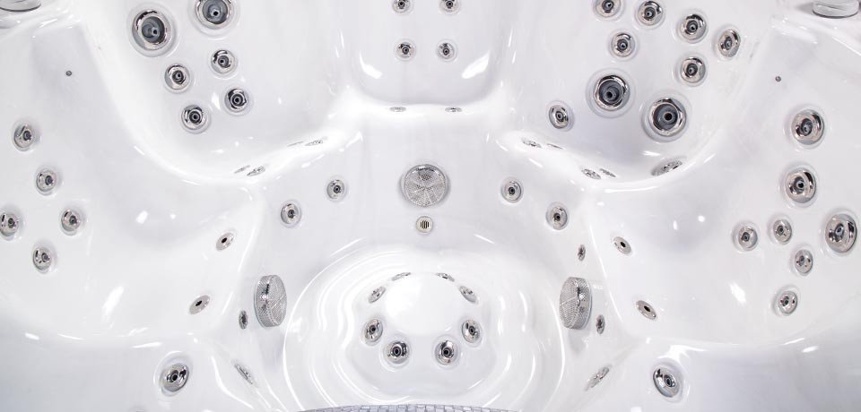 Wellis® Mont Blanc Hot Tub