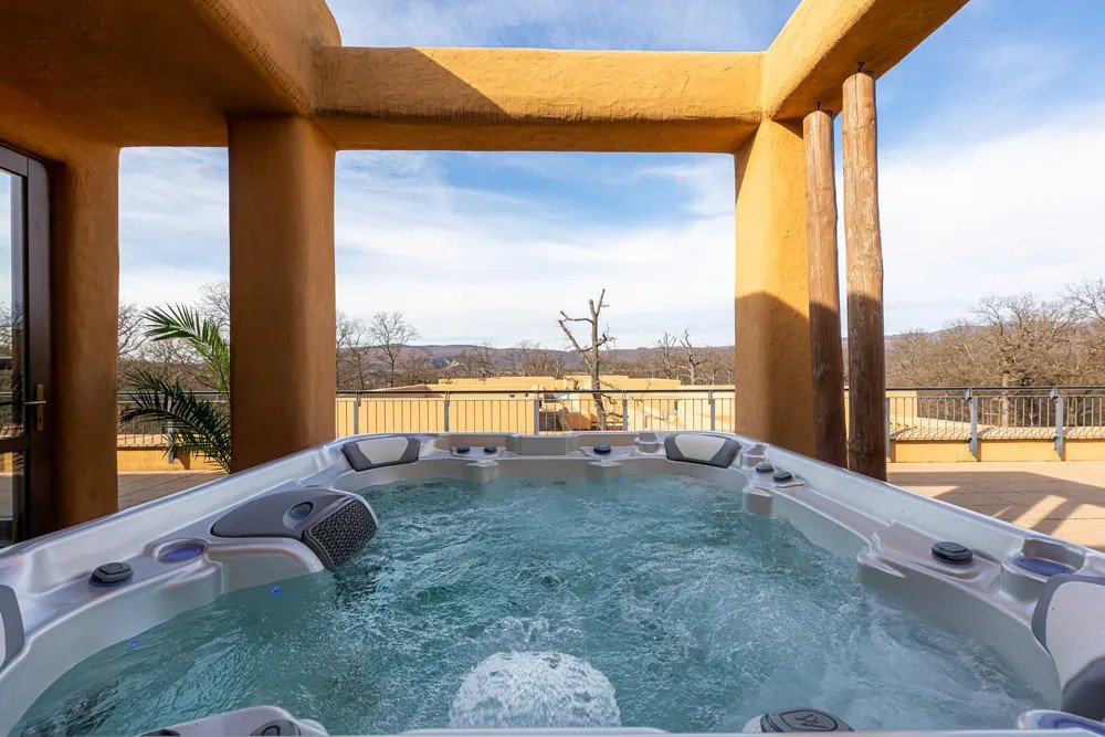 Wellis® Mont Blanc Hot Tub