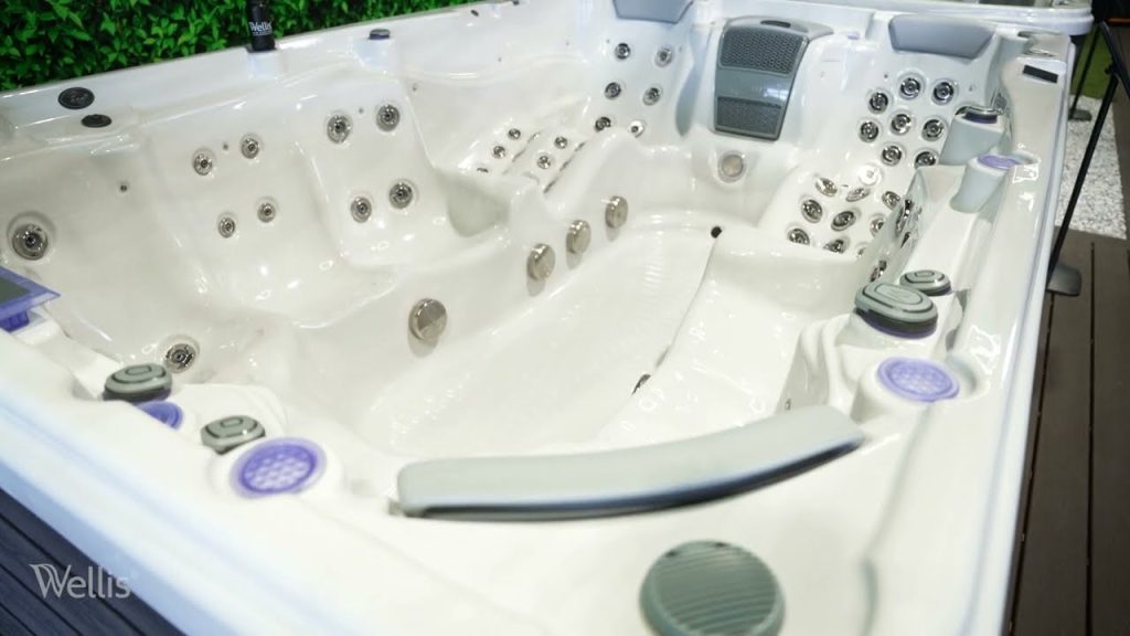 Wellis® Olympus Premium Hot Tub