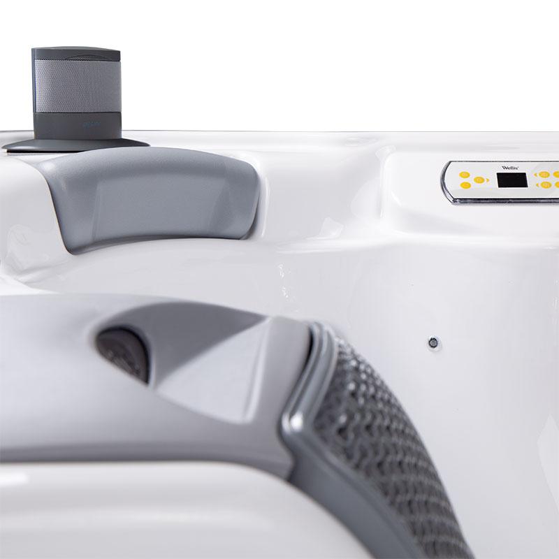 Wellis® Houston Hot Tub