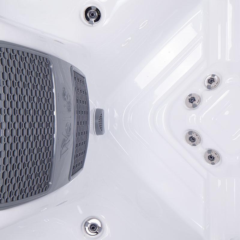 Wellis® Houston Hot Tub