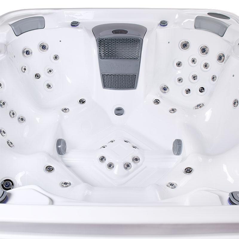 Wellis® Houston Hot Tub